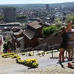 아파트 Elegant Loft In Liege With Private Terrace